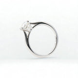 Classique Simplicité - Engagement Ring