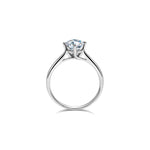 Classique_Clôture_Engagement_Ring_Montresor_2