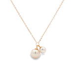 Pair_of_pearl_18K_montresor_infini2