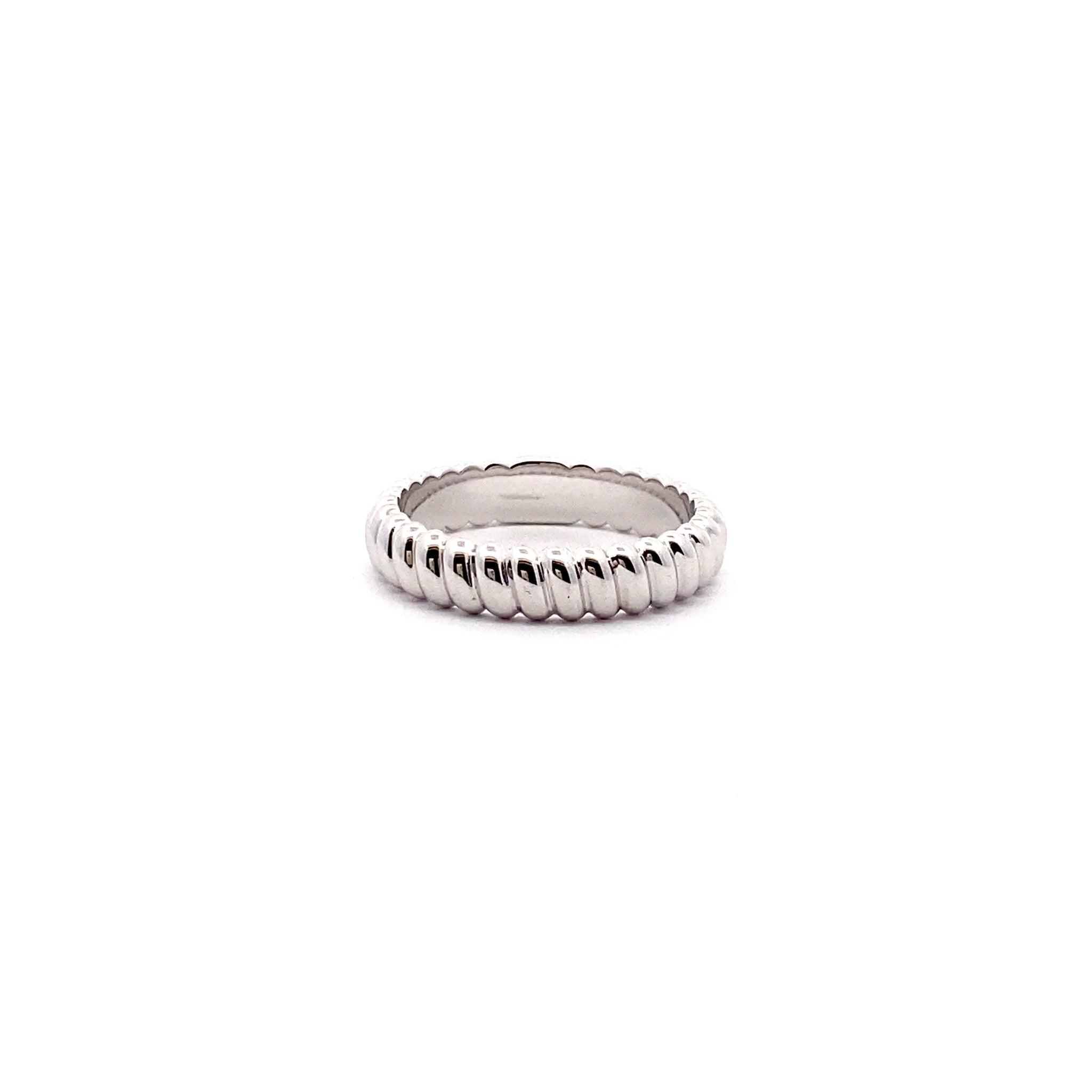 Traverser_Le_Twist_Man_Ring_Wedding_Ring_2